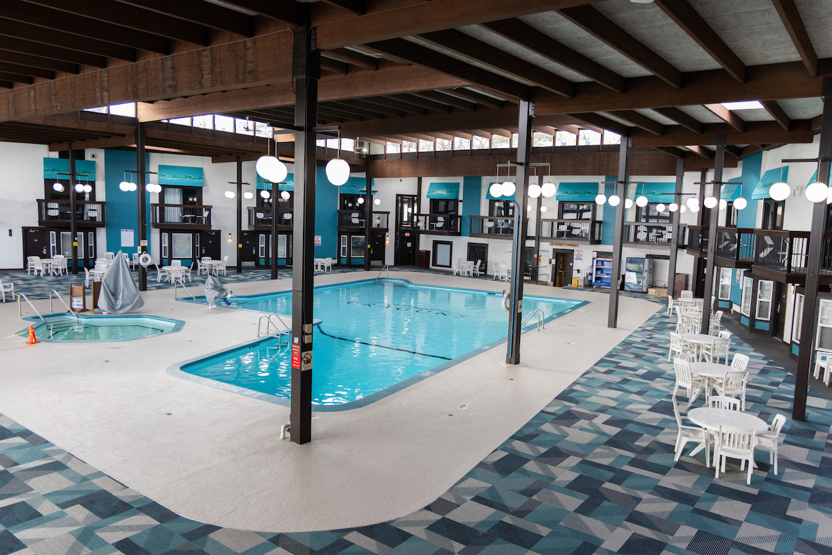 Pool at Cragun's Resort